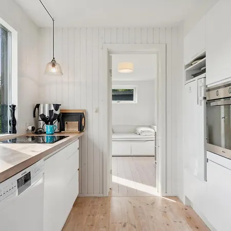 Feriehus Stunning In With 5 Bedrooms And Internet Ebeltoft