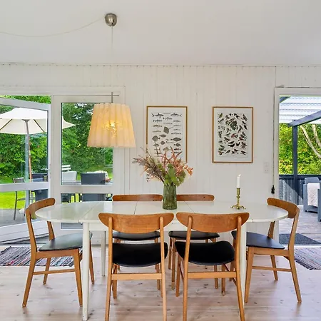 Feriehus Stunning In With 5 Bedrooms And Internet Ebeltoft